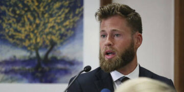 Alex Jones releases video game