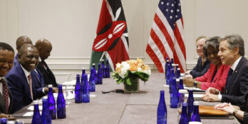 Kenyan leader accused of breaking de-dollarization promise