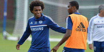 Former England, Barcelona football boss dies