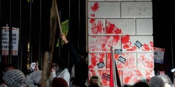 Gaza war protesters march on Biden’s home (VIDEOS)