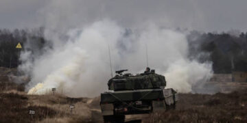 WATCH destruction of NATO hardware near key Donbass town