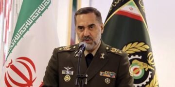 US nuclear submarine sent to confront Iran – Bloomberg