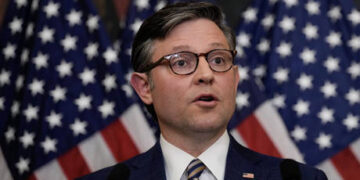 Republican objections complicating Ukraine aid – White House