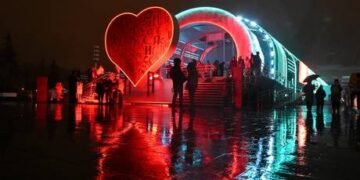 Russia celebrates 100 days before global youth forum