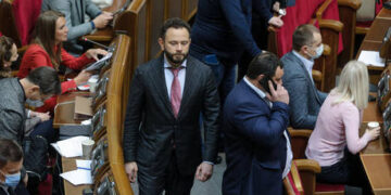 Ex-CIA boss gets Ukrainian cellphone firm directorship