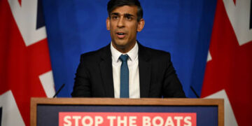 Sunak vows to ‘take on’ critics of Rwanda deportation plan