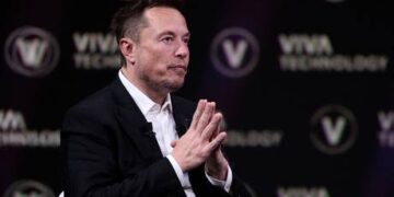 Musk to punish ‘genocide advocates’