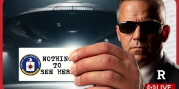BREAKING! CIA UFO Whistleblowers drop BOMBSHELL on D.C. | Redacted with Clayton Morris