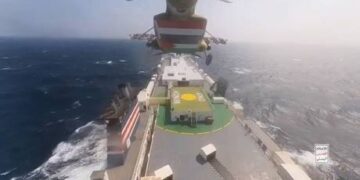 France says warship attacked by Yemeni drones