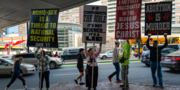 Former US Republican candidate charged for beheading Satanic statue