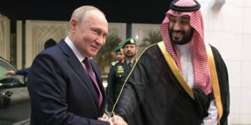 MBS canceled UK trip before welcoming Putin – FT