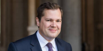 UK PM broke his promise on deportations – former minister