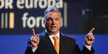 EU opens membership talks with Ukraine