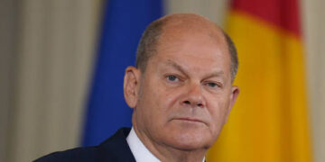 EU leader worried ‘division’ in bloc sends wrong message to US – FT