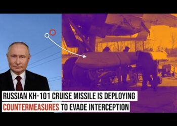 Footage of a Russian Kh-101 deploying decoy flares during its flight has emerged !