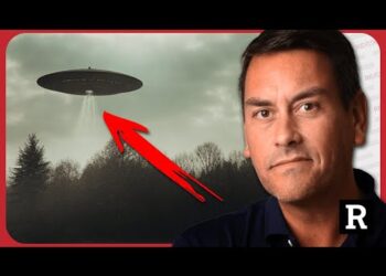 “These PREDICTIONS have come ALL come true!” UFO Expert warns what’s next is terrifying | Redacted
