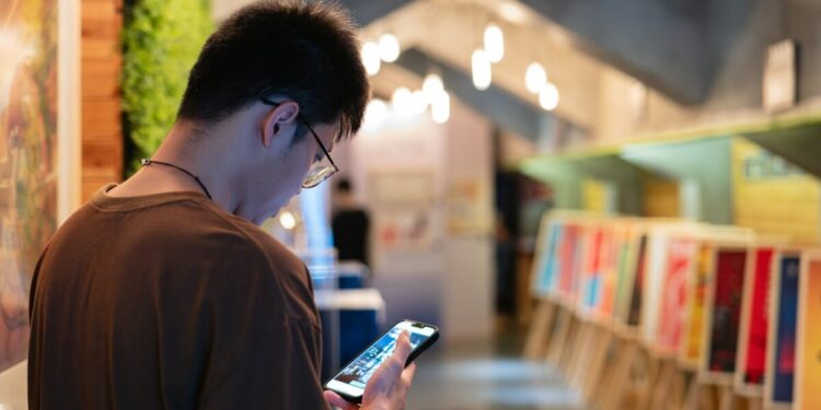 Top U.S. Investors Aid CCP Abuses By Dumping Billions Of Dollars Into Chinese Tech