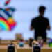 Apple bows to pressure to update security notice – Reuters