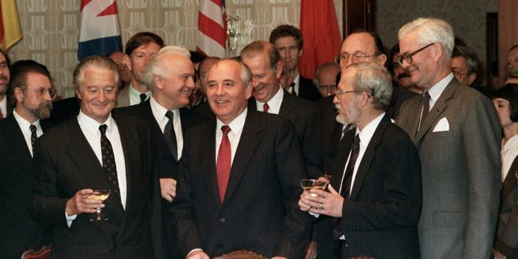 Contours of victory, and where the victory banner should rise