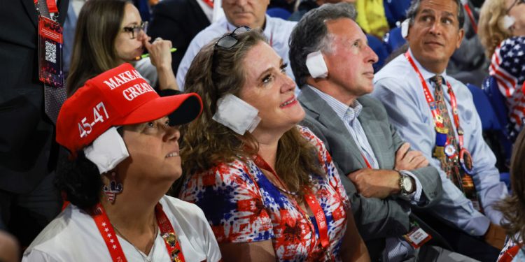 Trump inspires new fashion trend at Republican convention (PHOTOS)