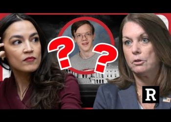 “Who is this man in the GRAY suit at Trump’s assassination attempt?” Senator Johnson | Redacted News