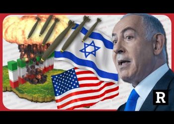 “A war with Iran will DESTROY America” Col. Macgregor issues warning | Redacted w Clayton Morris