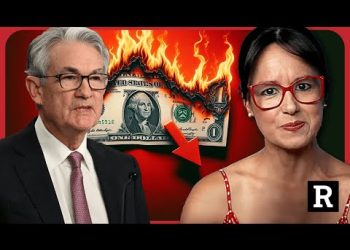 “They’re LYING about the economy, this is now a DEPRESSION” Top Economist Warns | Redacted News