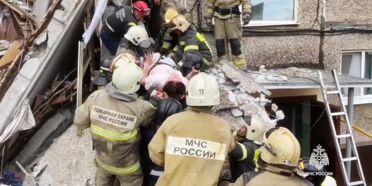 Explosion kills four, injures 20 in Russian city (VIDEO, PHOTOS)