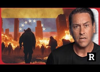 The TRUTH is coming out in Chicago and WAR is about to break out | Redacted w Clayton Morris