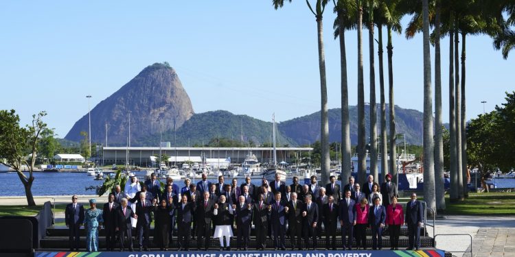G20 retake ‘family photo’ to include missing Biden