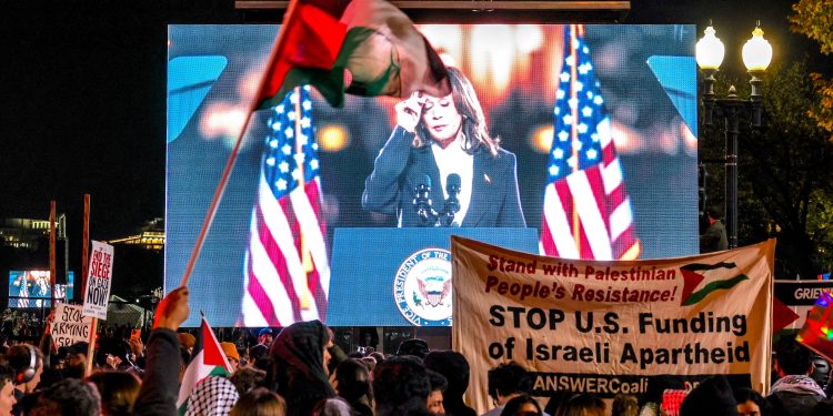 Swing-State Voters Disillusioned With Kamala Harris Can Swap for Two Non-Swing-State Votes