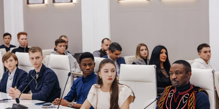 International young leaders club opens in Russia