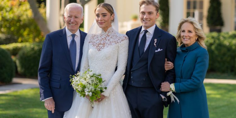 Biden becomes great-grandfather (PHOTOS)