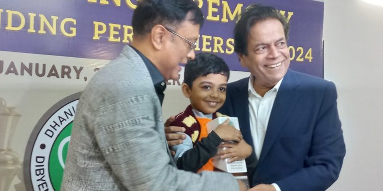 Chess prodigy at three: He’s internationally ranked but is confused and scared by the limelight