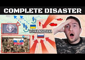 Ukraine ABANDONS Velyka Novosilka Triumphal Russian Flag Raising