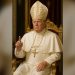 Trump shares image of himself as pope (PHOTO)