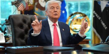 Zelensky could end conflict “immediately” – Trump