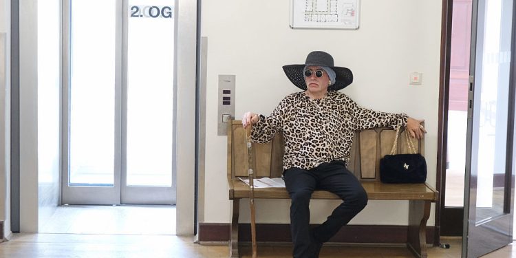 German neo-Nazi changes gender to serve sentence in women’s prison – media