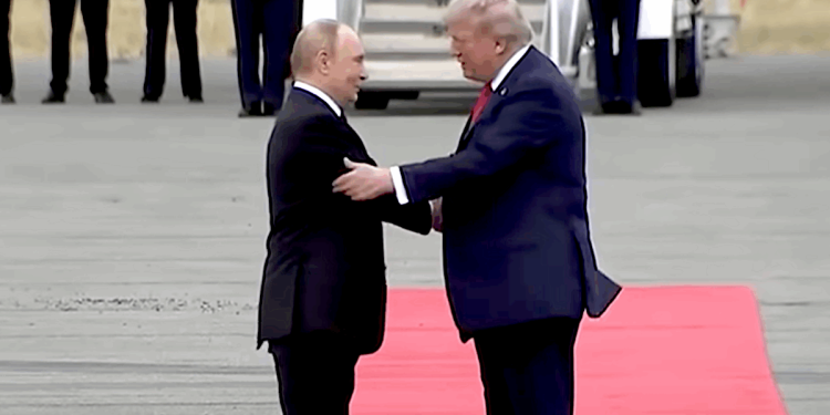 Trump’s Foreign Policy Offends The Bureaucrat Paper Pushers Of Dwindling Influence