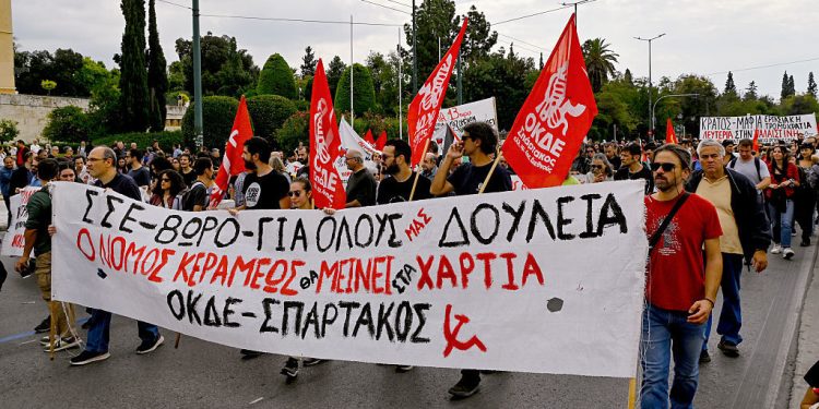 EU nation to allow 13-hour workday