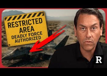 What just CRASH LANDED at Area 51? Massive cleanup took 3 days | Redacted News