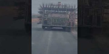 Ukraine Humvee with unusual armor !