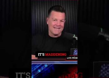 Border Crisis: Retired Agents Beg to Fight. Will They Be Heard? #shorts