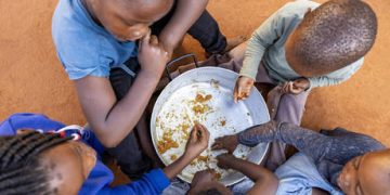 Aid flight crashes in South Sudan