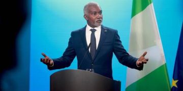 Gunmen kill and kidnap in Nigeria school raid – officials