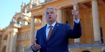 ‘Bloody hydra’ of Ukrainian corruption stretches worldwide – Moscow