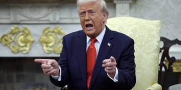 The US devised a destructive strategy for the world. Now it is the victim itself