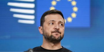 Ukraine eyeing purchase of 100 French jets