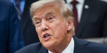 US House votes to force release of Epstein files