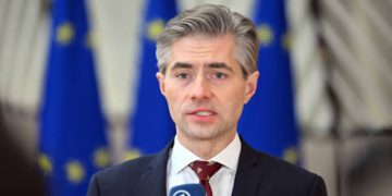 EU scrambling to steal Russian funds